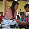 fundacion-fe-y-alegria-entrega-utiles-escolares-en-villa-riva006